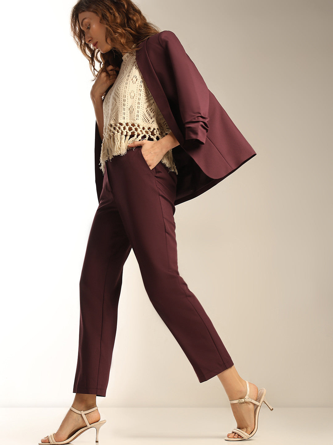 Women Slim Fit Cropped Trousers