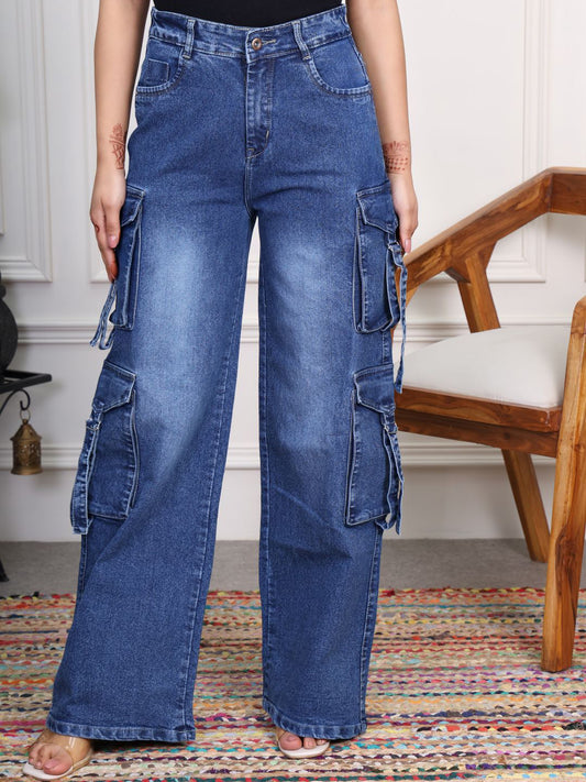 Women Jean Straight Fit High-Rise Light Fade Stretchable Jeans