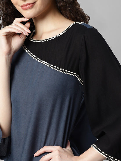 Colourblocked Round Neck Top With Trousers