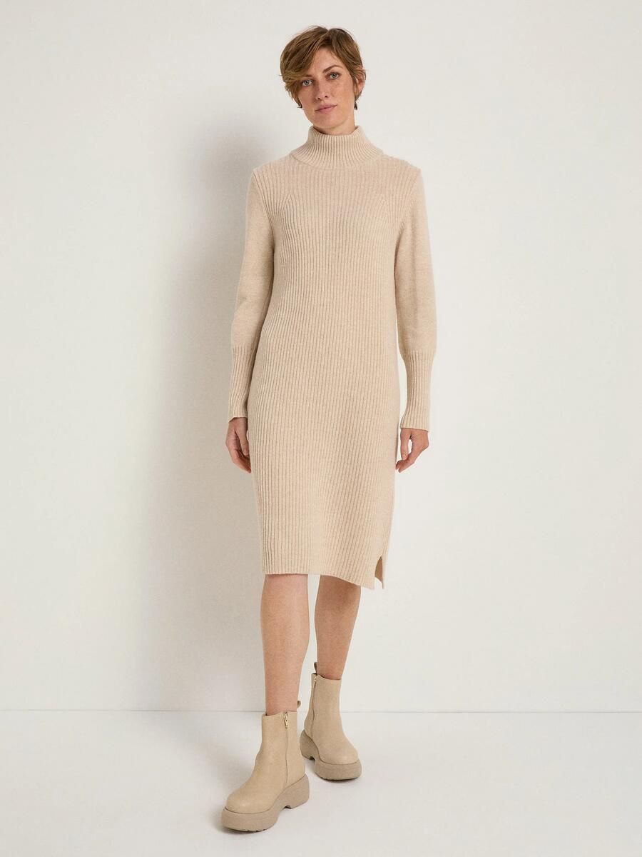 Ribbed knit dress made of virgin wool and cashmere