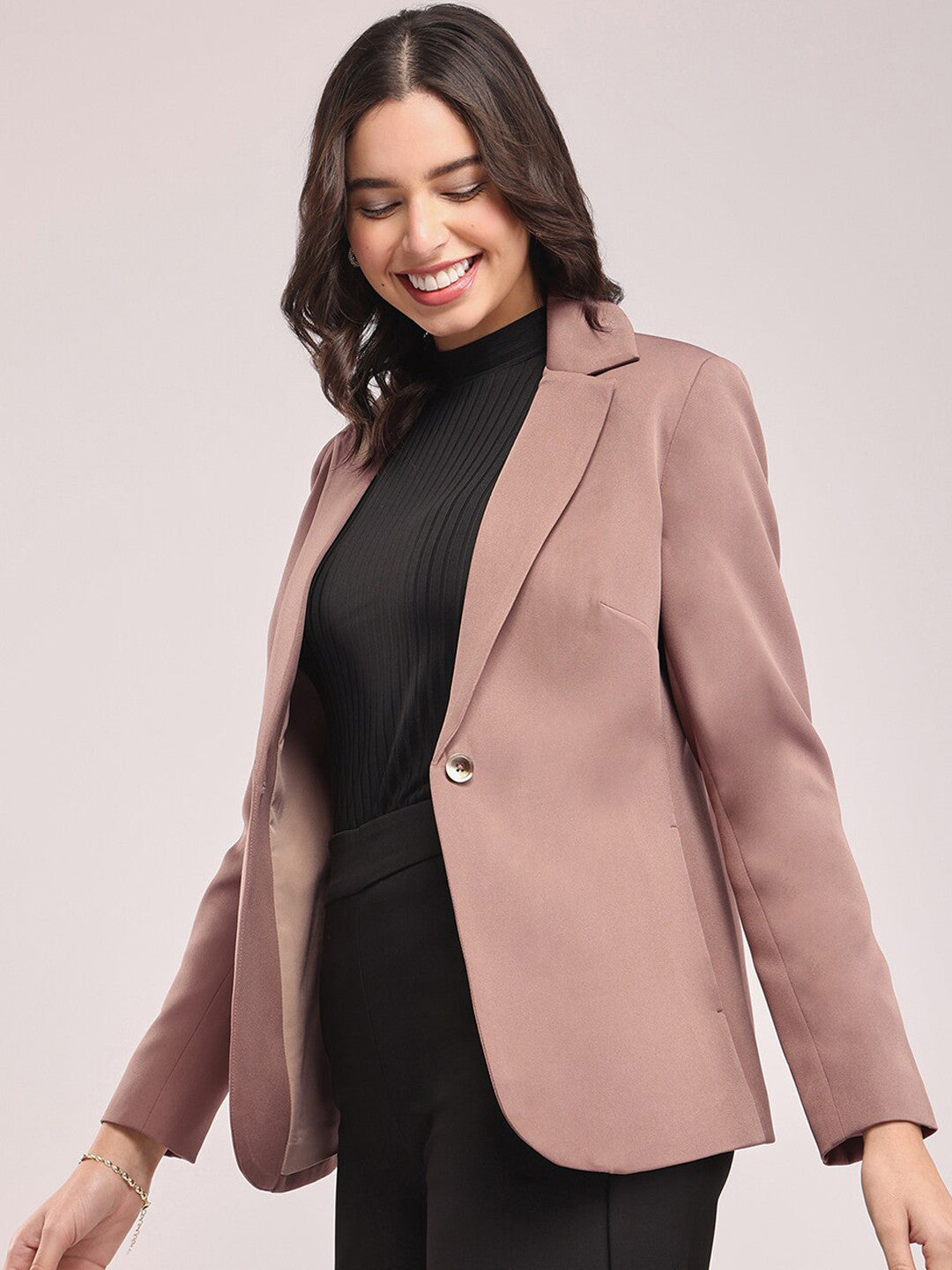 Tailored-Fit Single Breasted Blazer