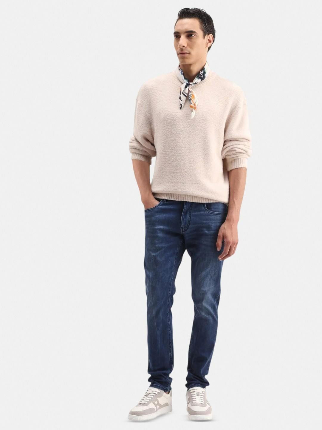 Men Smart Slim Fit Low-Rise Light Fade Jeans