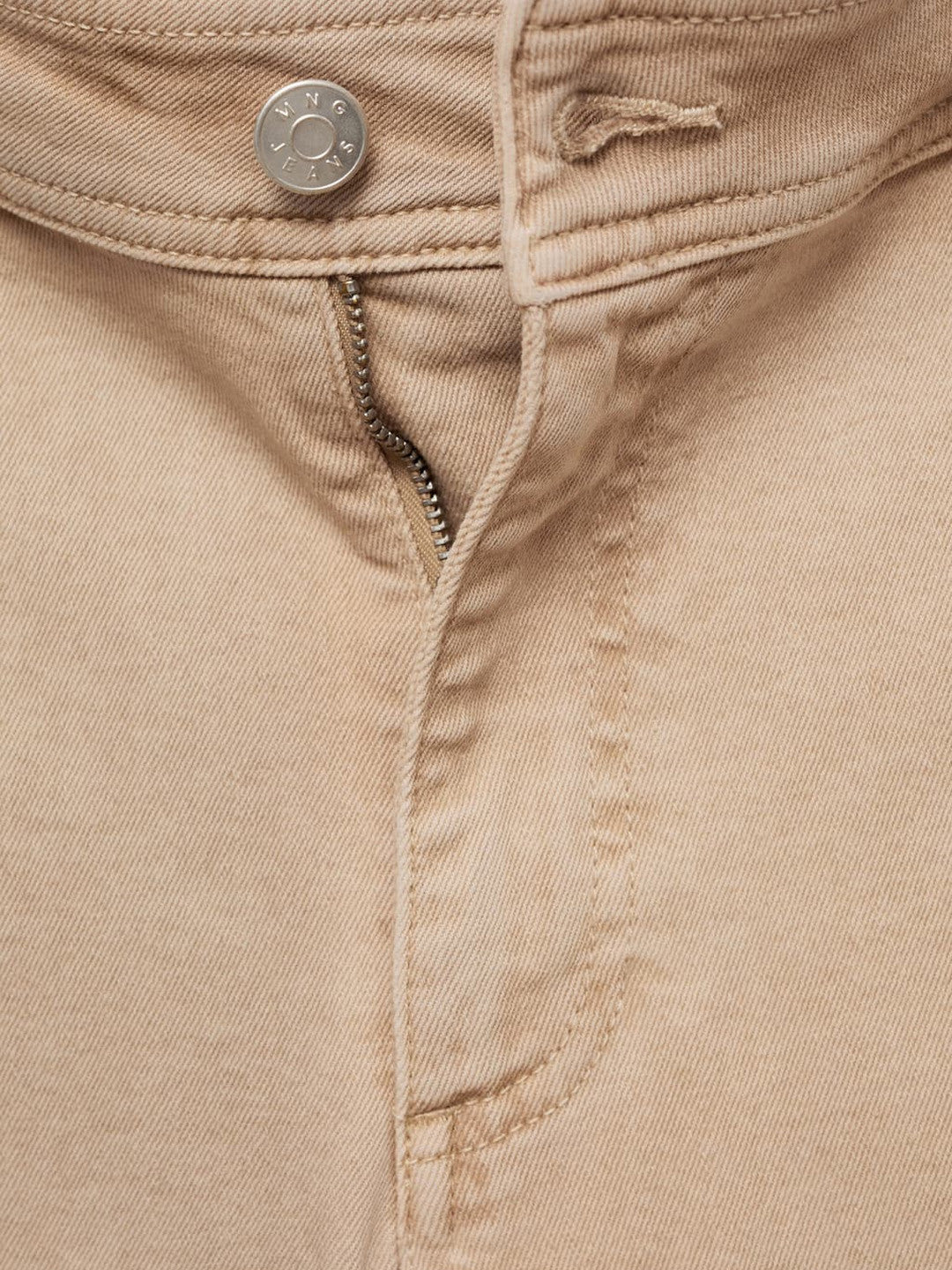 Women Stretchable Jeans with Raw Edge Detail