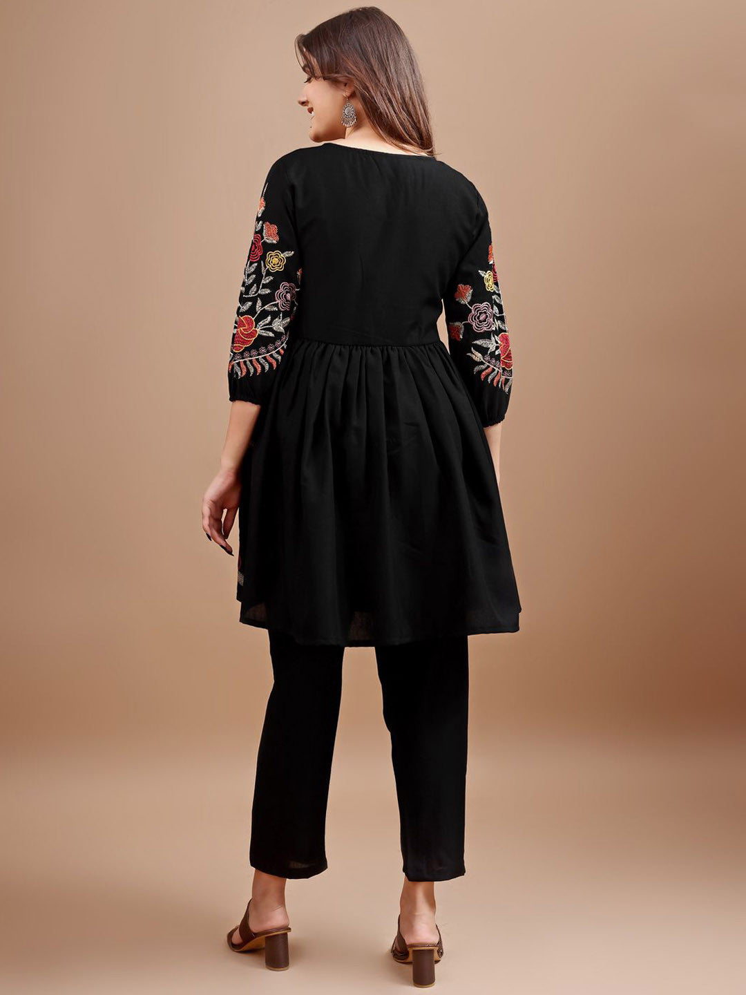 Floral Embroidered V-Neck Tunic With Trousers