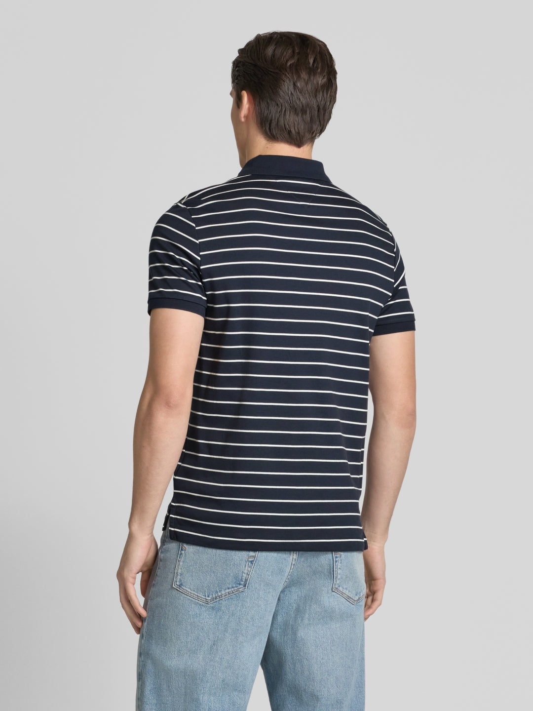 Regular fit polo shirt made of pure cotton in navy