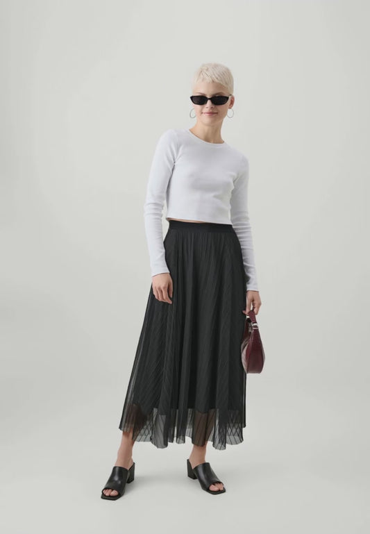 Women’s Black High-Waist Wide-Leg Trousers